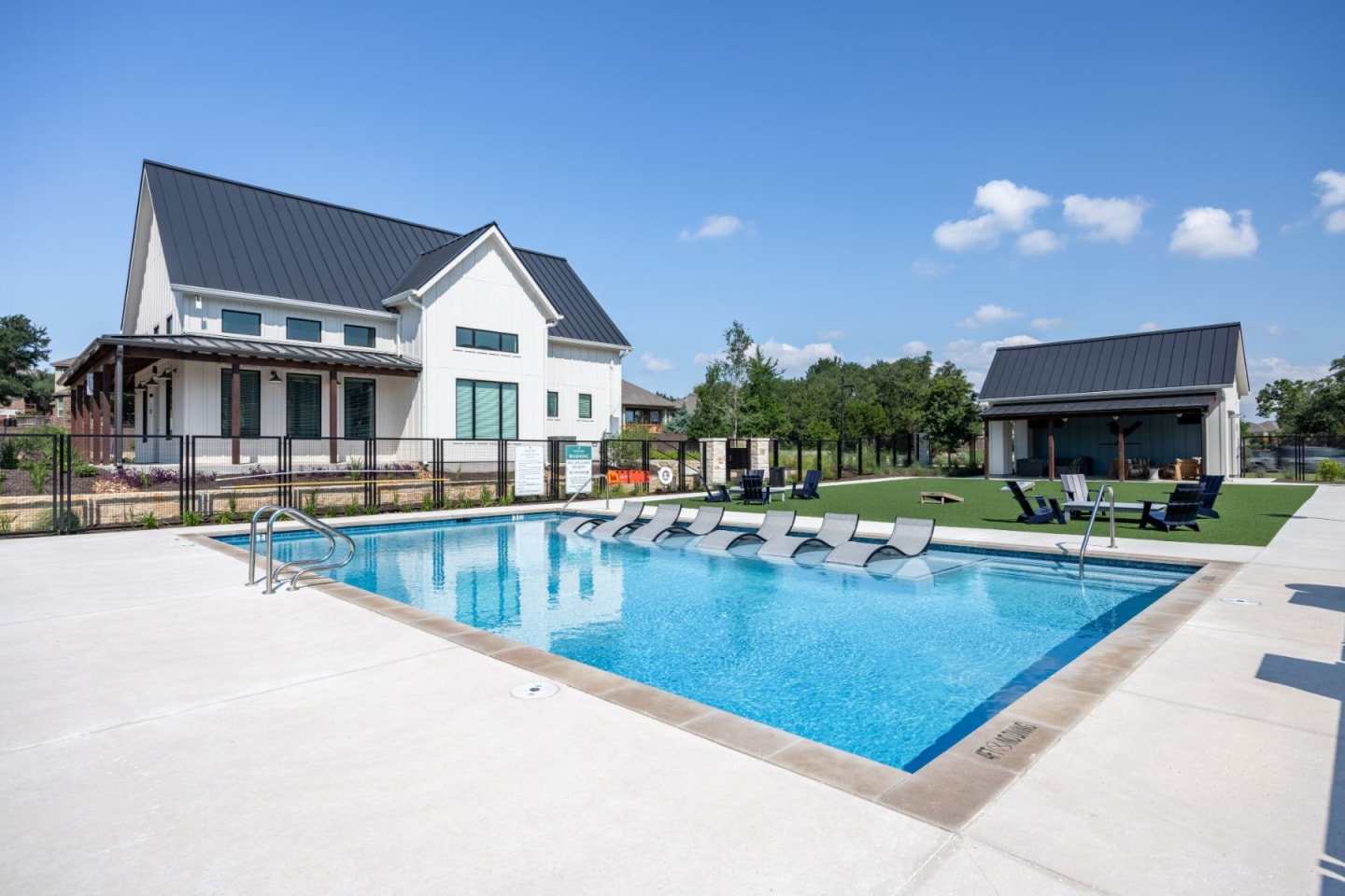 Birdsong Apartments At Leon Springs Image 4