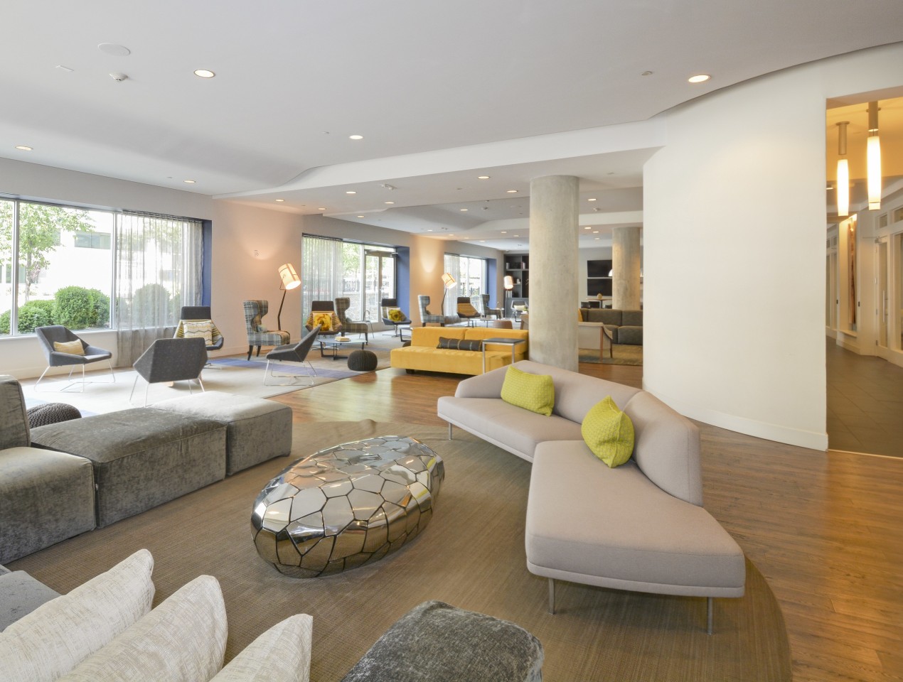 75 Tresser Image 24