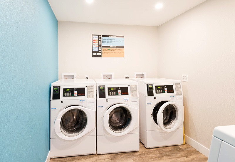 Latitude 40 Image 22