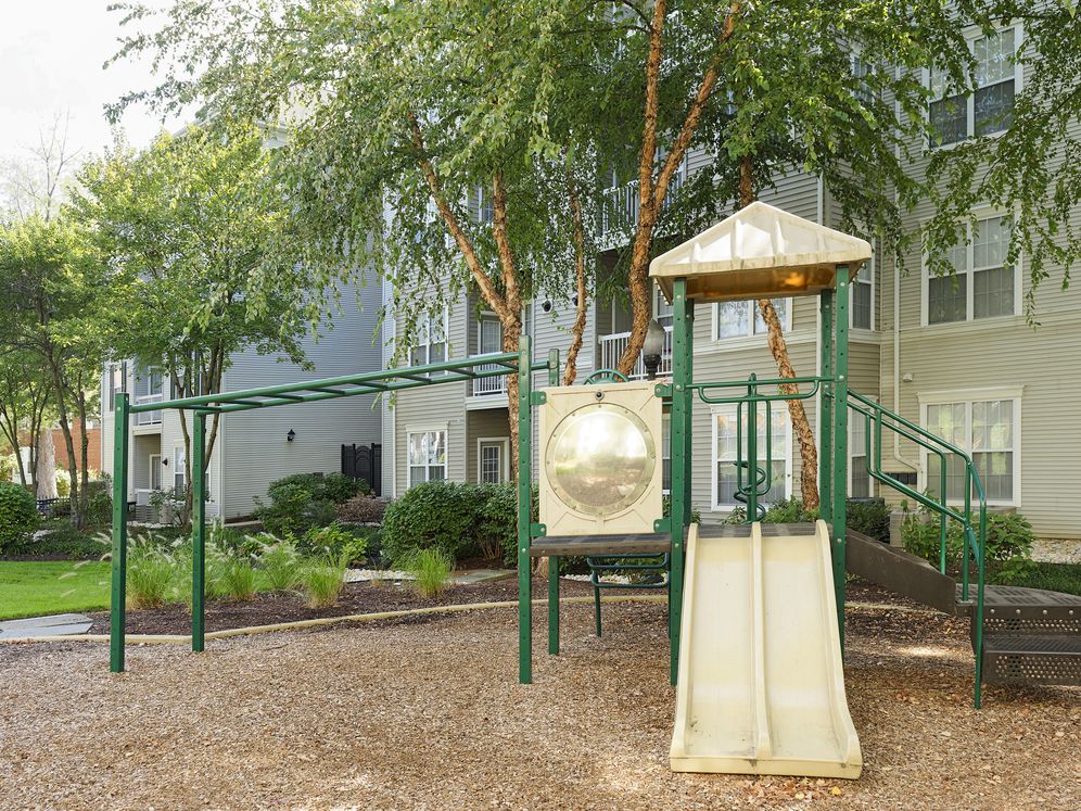 Avalon at Arlington Square Image 28
