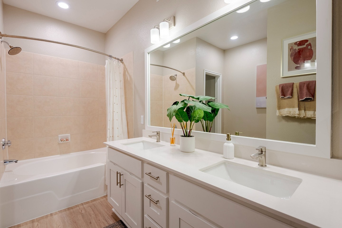 The Delano at North Richland Hills Apartments Image 7