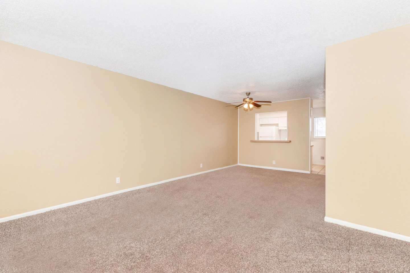 Chateau Santa Fe Apartments Image 57