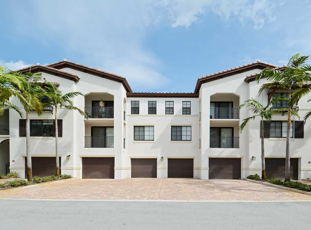 AMLI Toscana Place Image 12