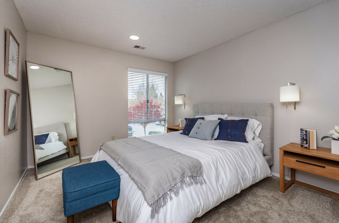 The Grove Luxury Apartments Image 21