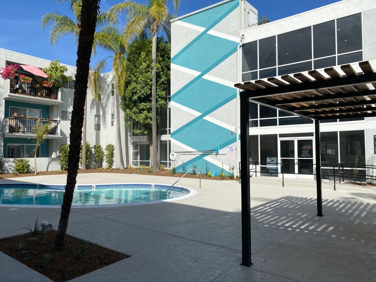 Mila Sherman Oaks Image 5