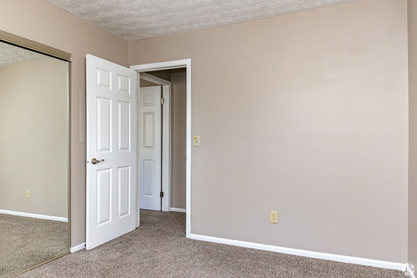 Sawmill Ridge Image 12