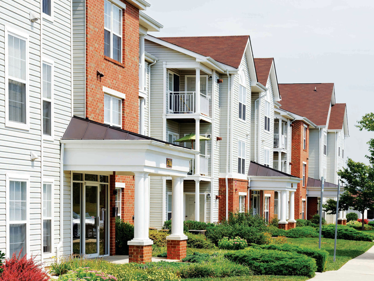 The Apartments at Wellington Trace Image 2