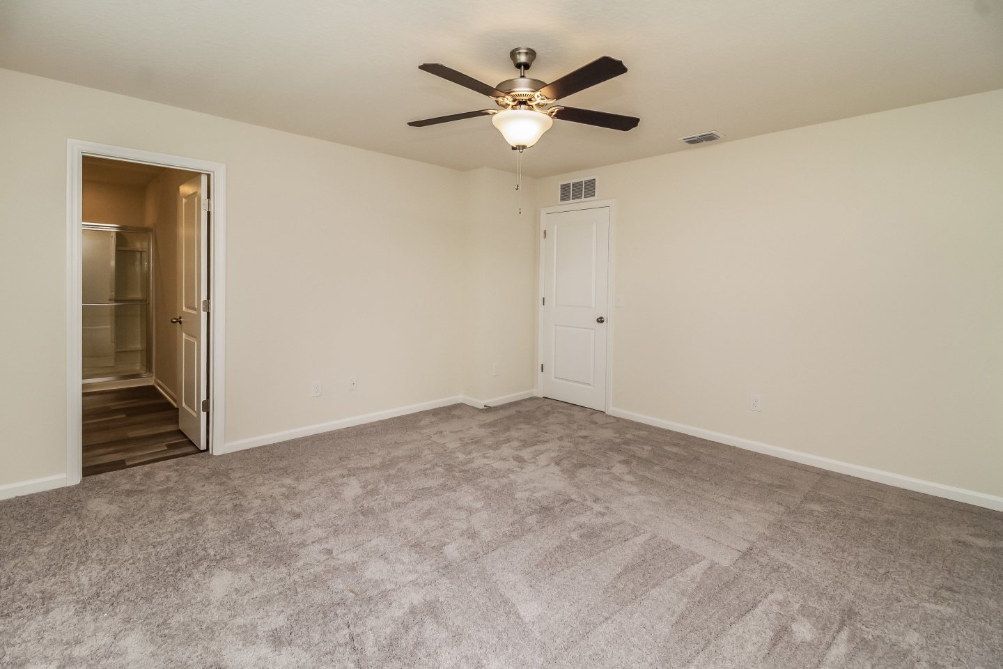 Lincoln Oaks Image 33