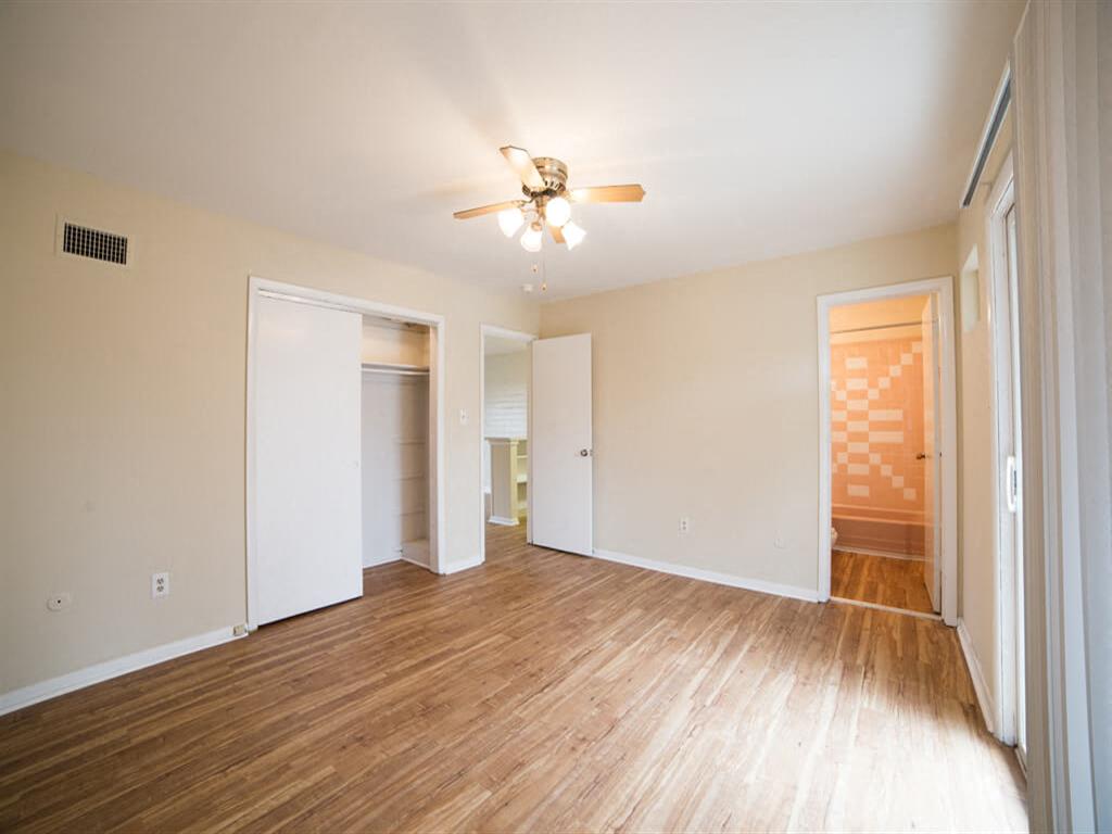 Monon Living Image 87