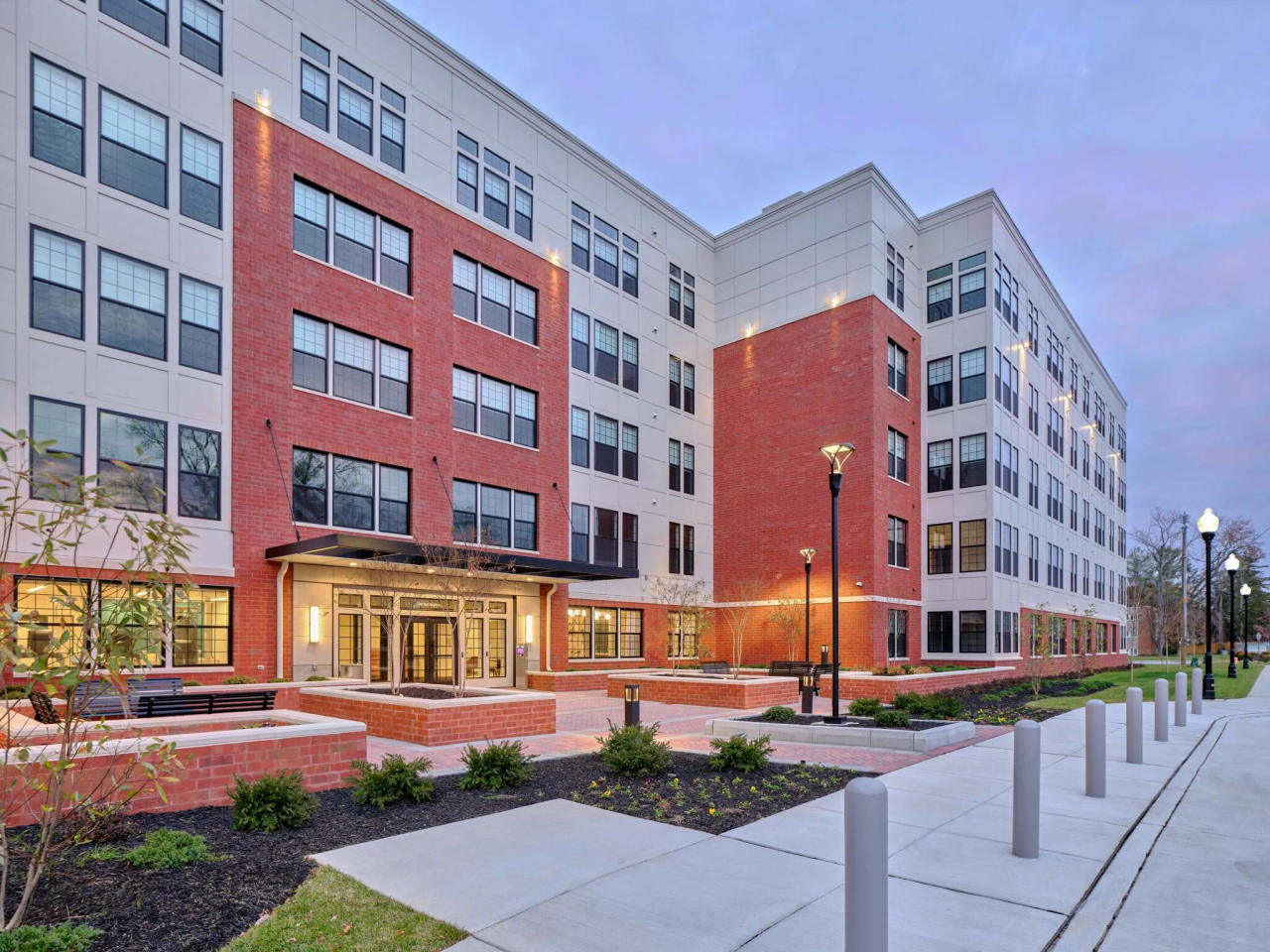 The Encore at Ingram Manor Apartments Image 5