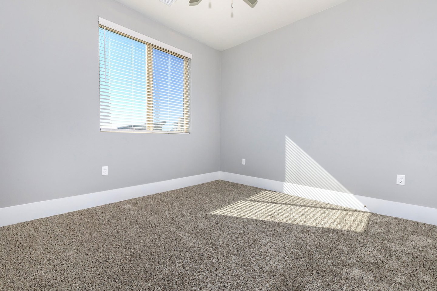 Overlook at Mesa Creek Apartments Image 23