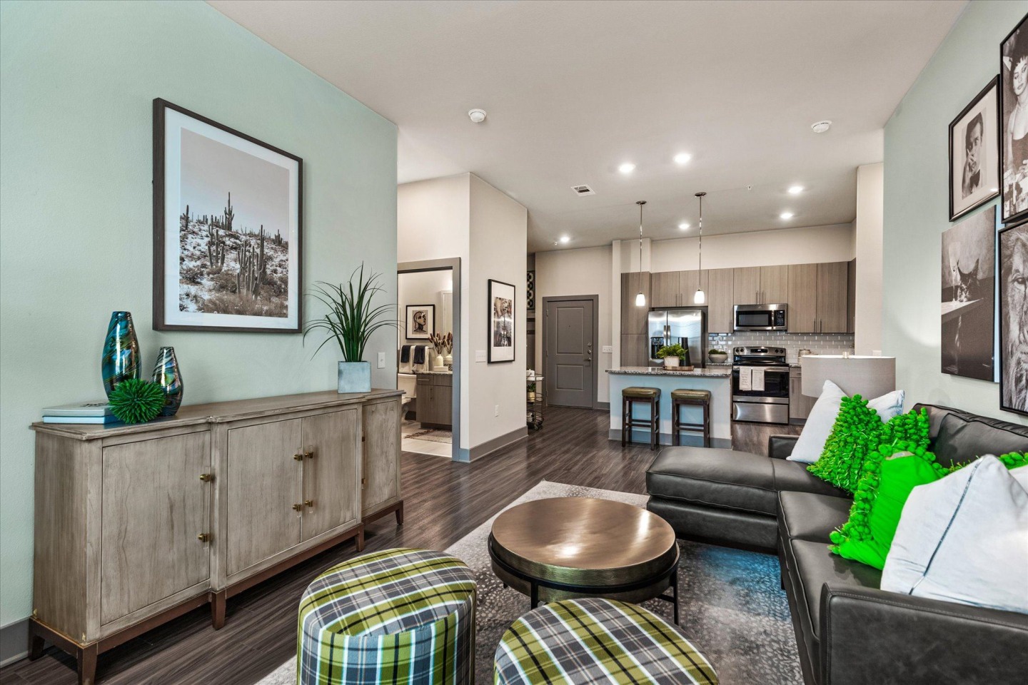 Shoreview Flats Image 24