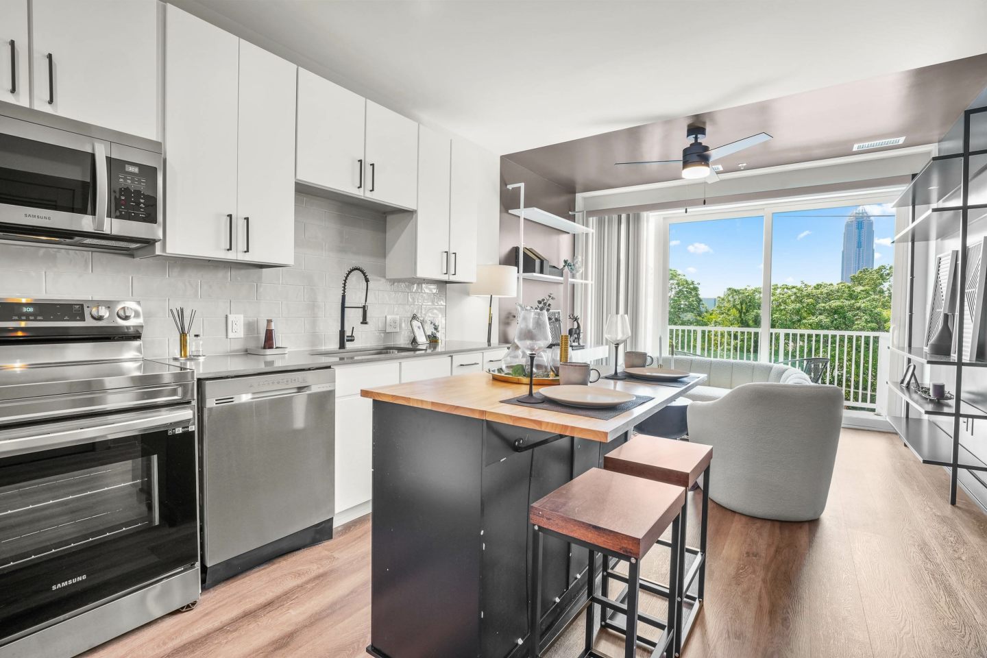555 Boulevard Image 18