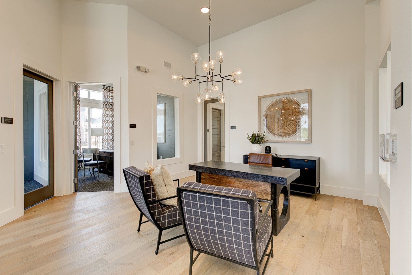 35 West at Champions Circle Apartments Image 33