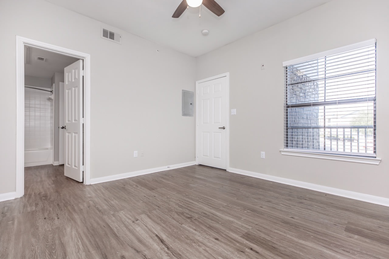 Rise Creekside Image 76