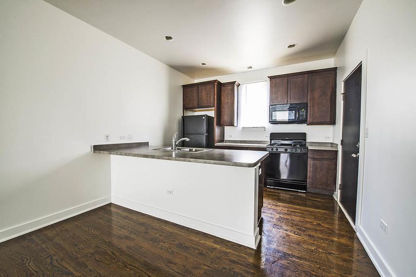 5706 W Lake St Image 2