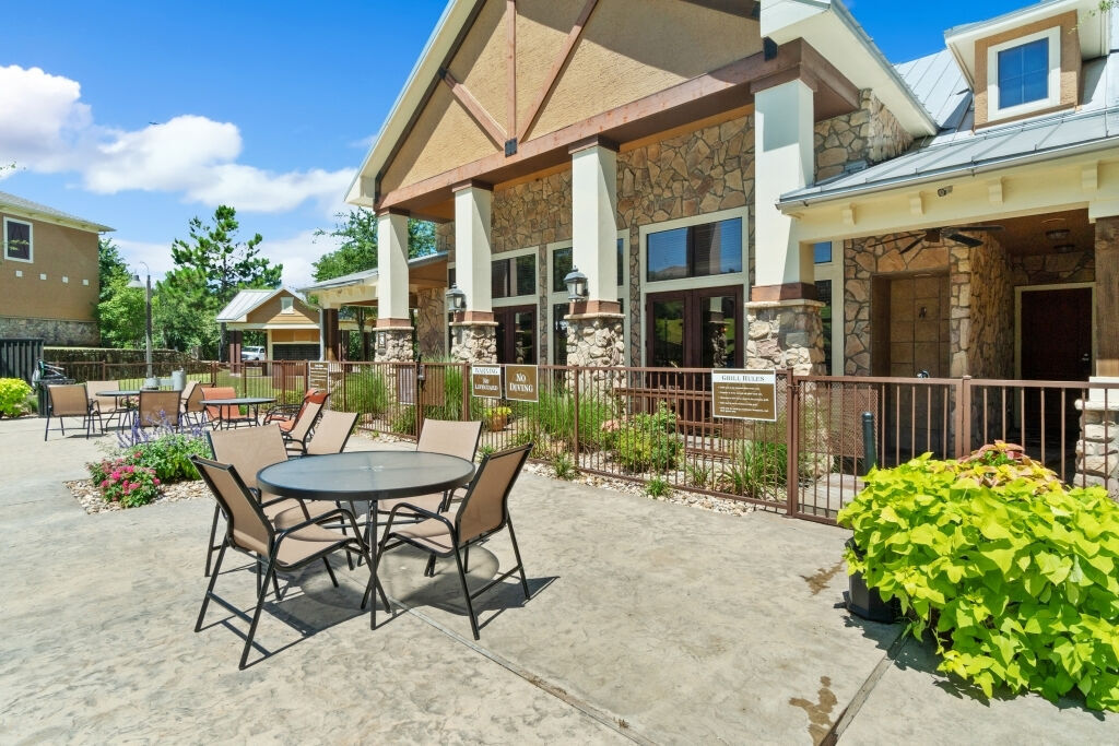 The Residences at Holland Lake Image 3