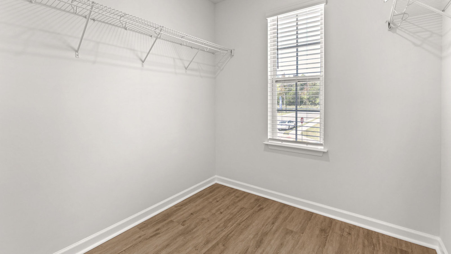 Rosemary Glen Image 31