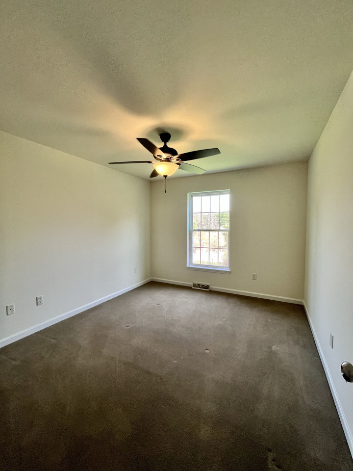 Ridgeview Townhomes and Apartments Image 26