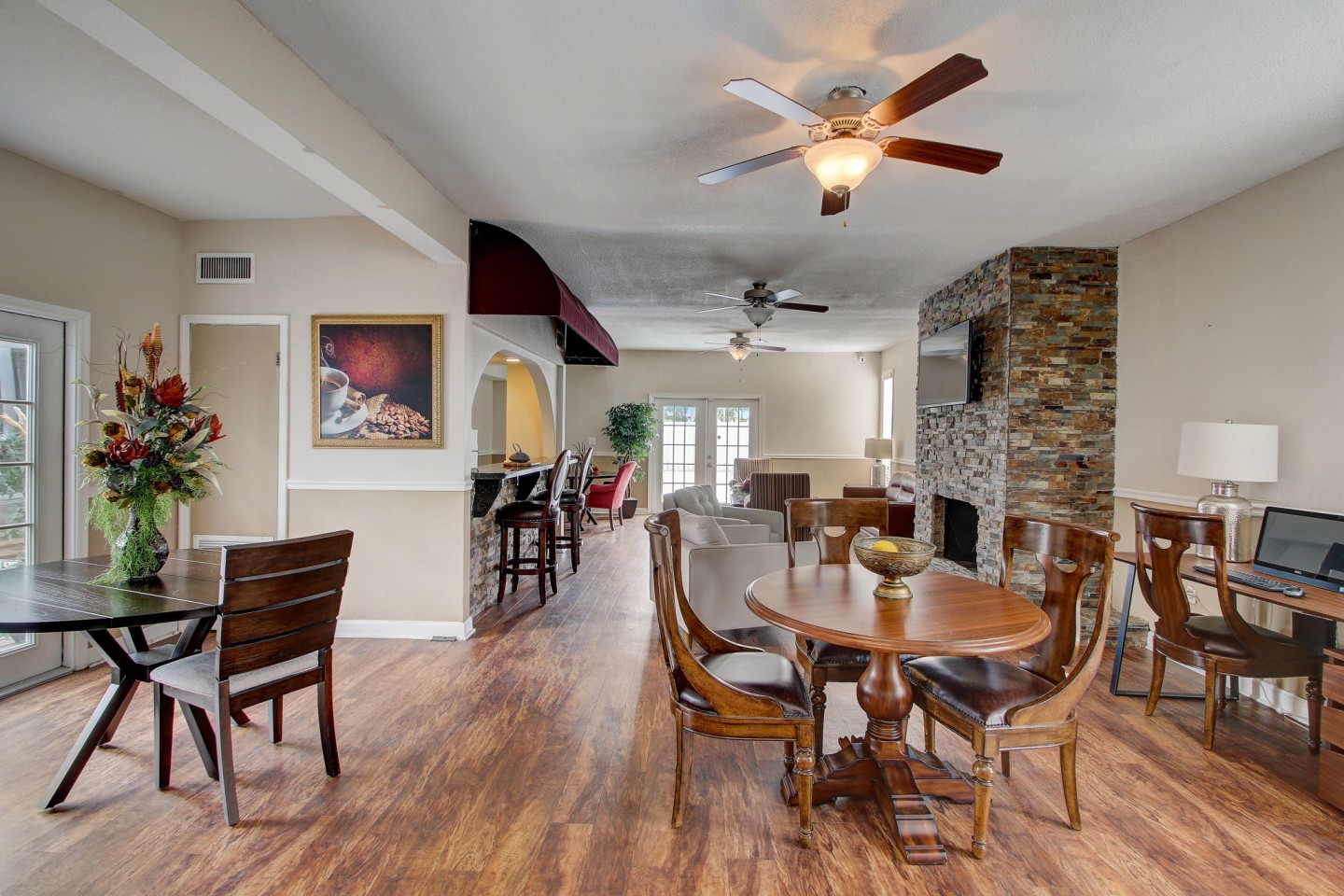 Derby Park Apartments Image 14