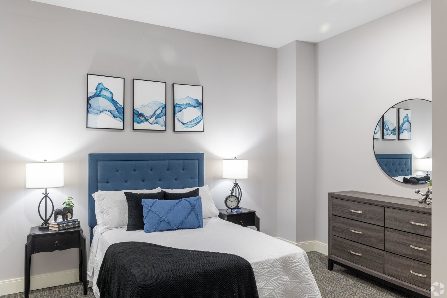 The Residence at 1000 Elm Image 103