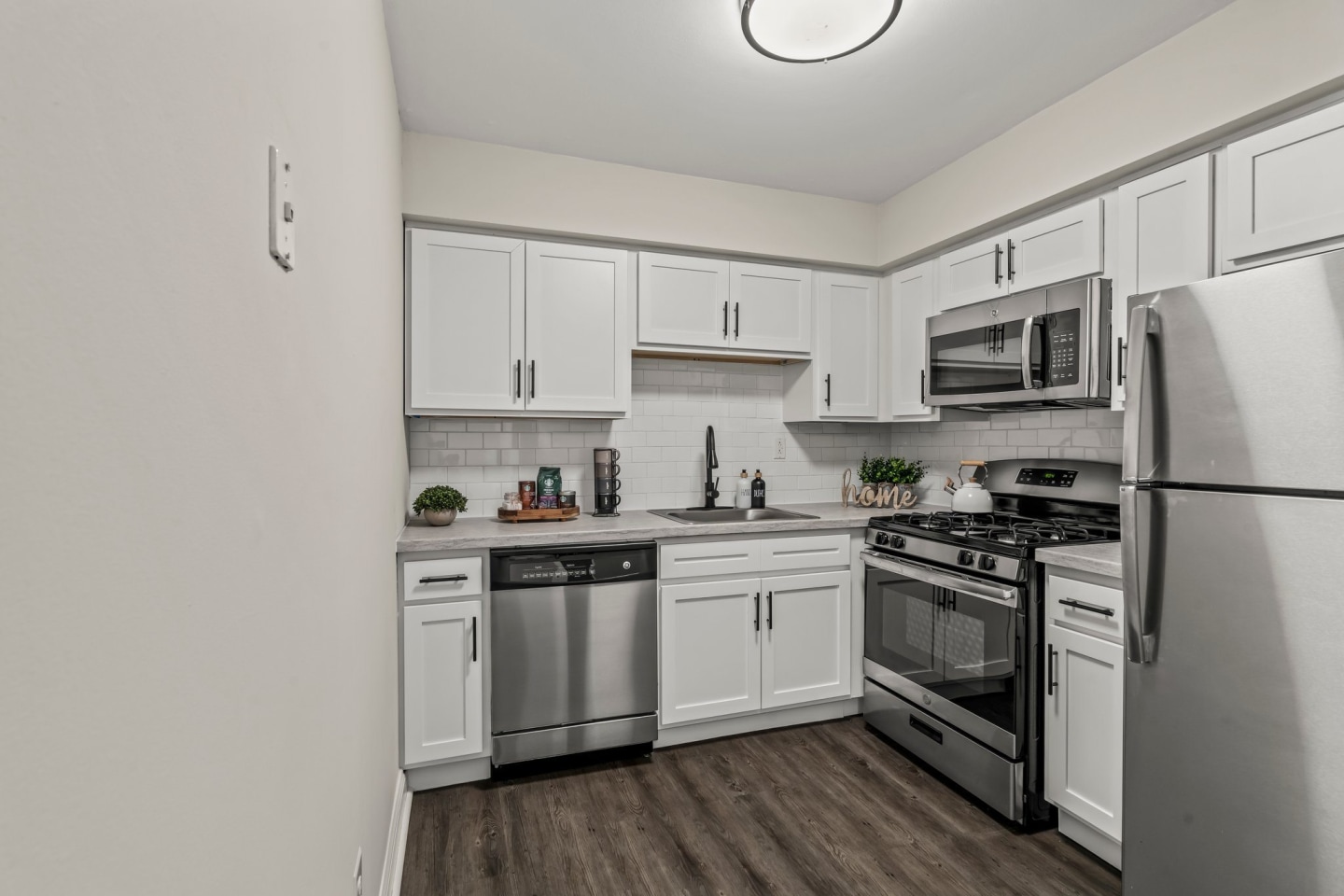 Rushwood Apartments Image 1