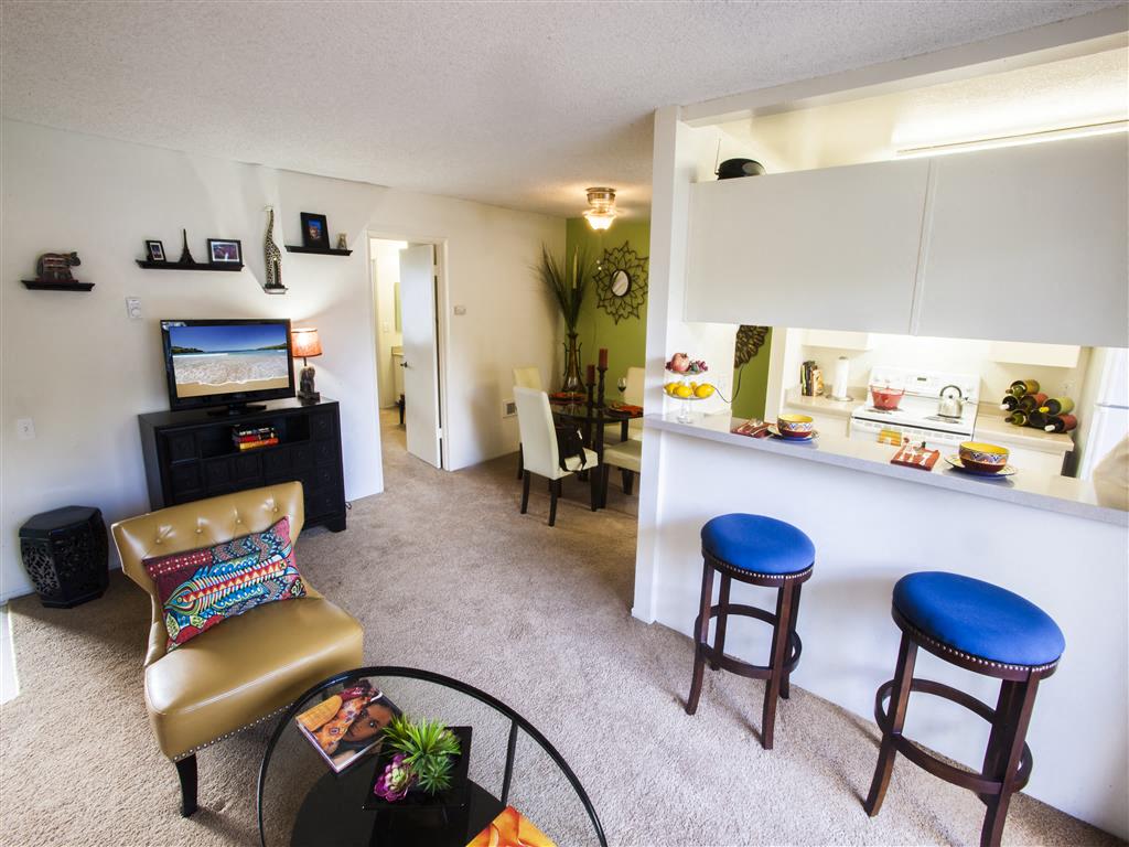 Pacific Oaks Image 7