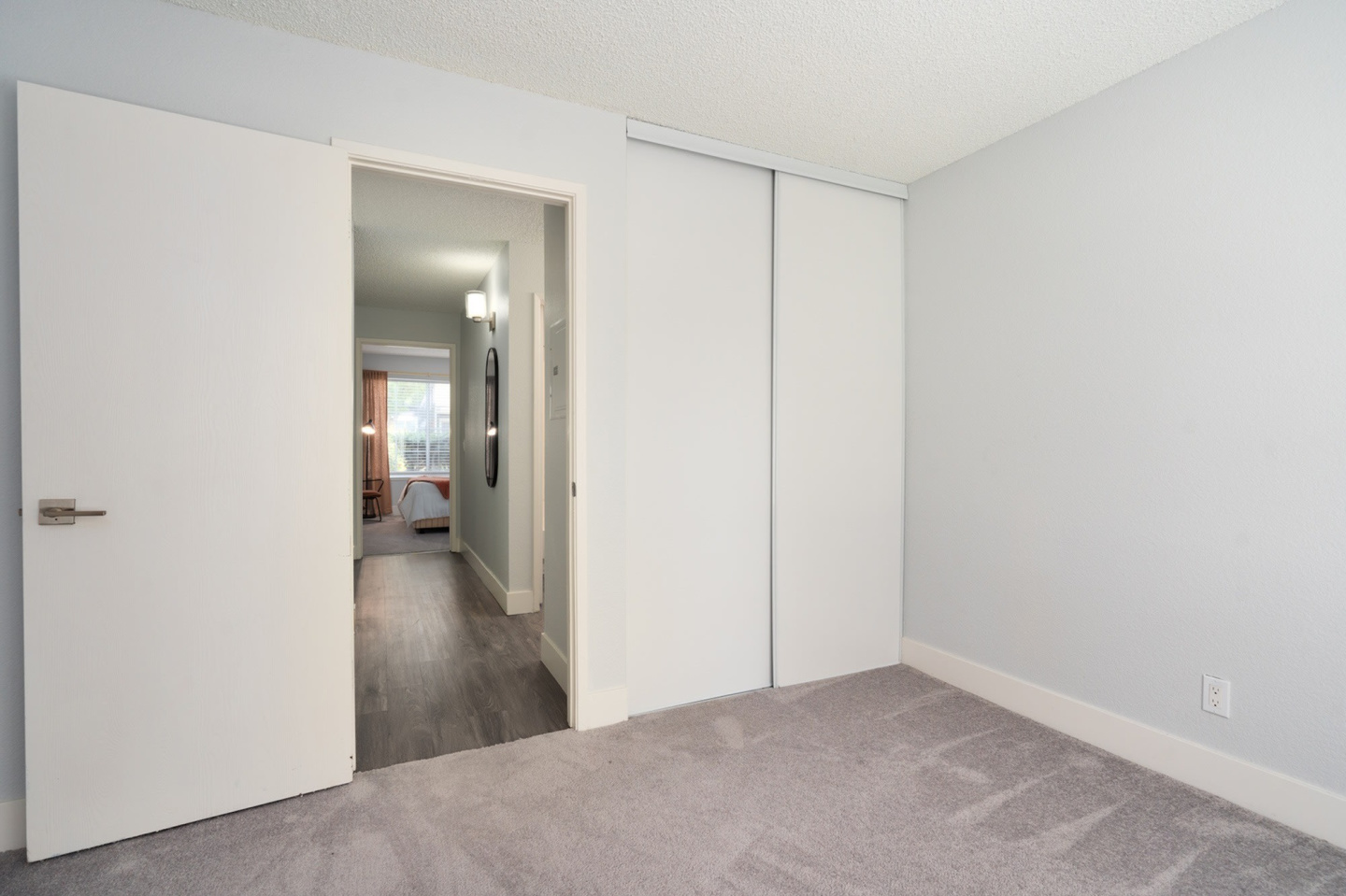 The Arbors Apartments Image 8
