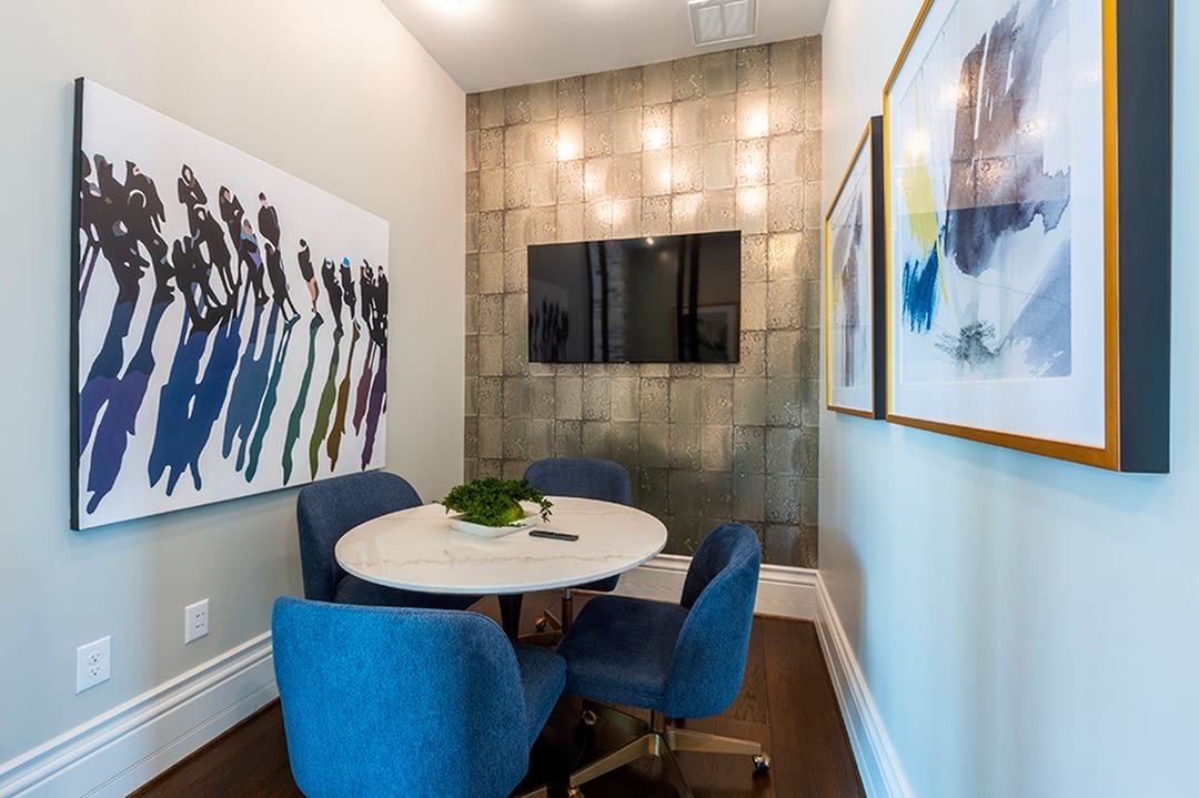Pearl Rosemont Image 15