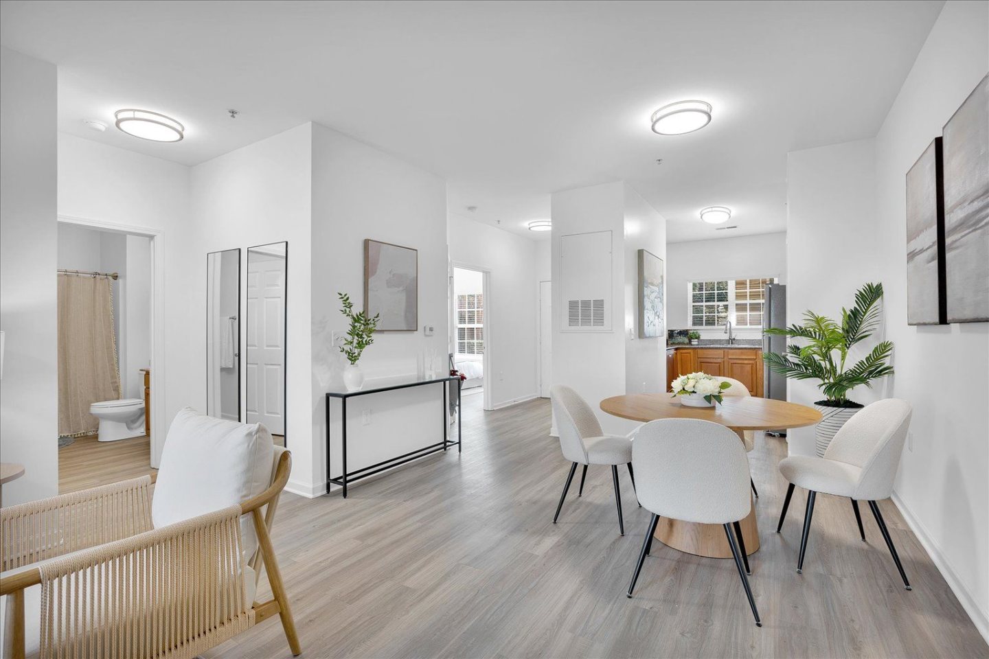 Flats at Leland Image 41