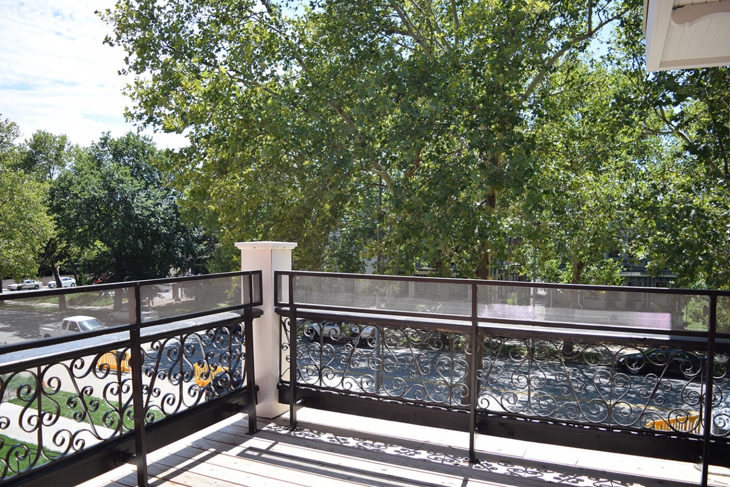 The Colonnades Image 32
