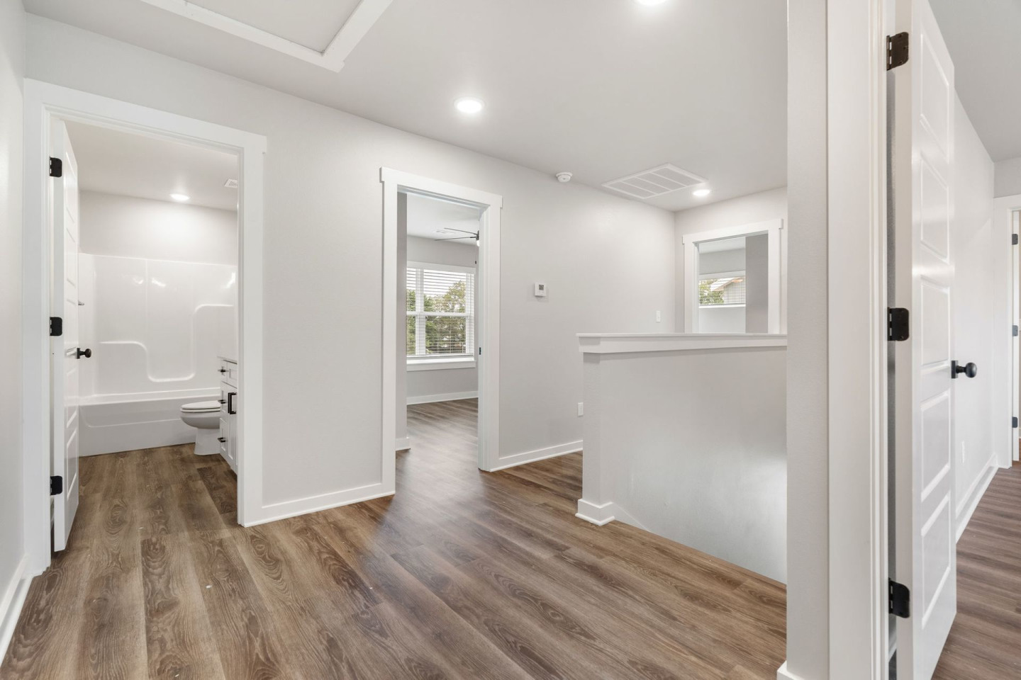 BIRDMASTER DRIVE RESIDENCES Image 14