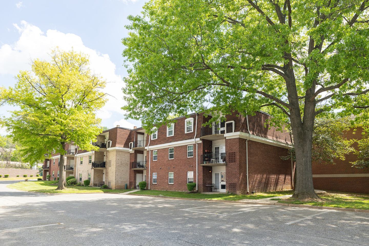 The Brittany Apartments Image 41