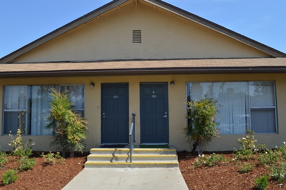 Pinewood Villas Apartments Image 12