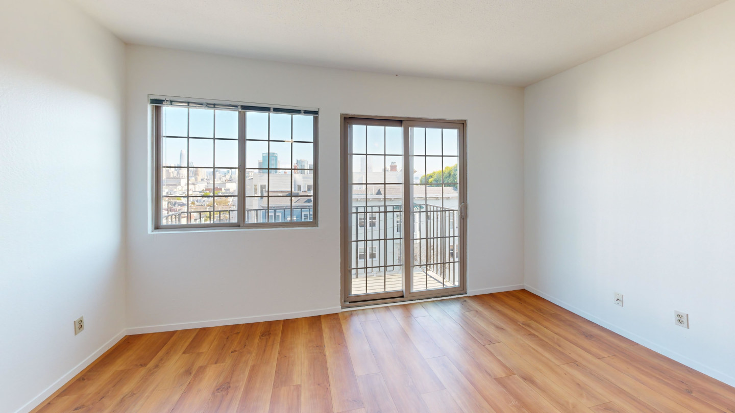 600 Oak Image 15