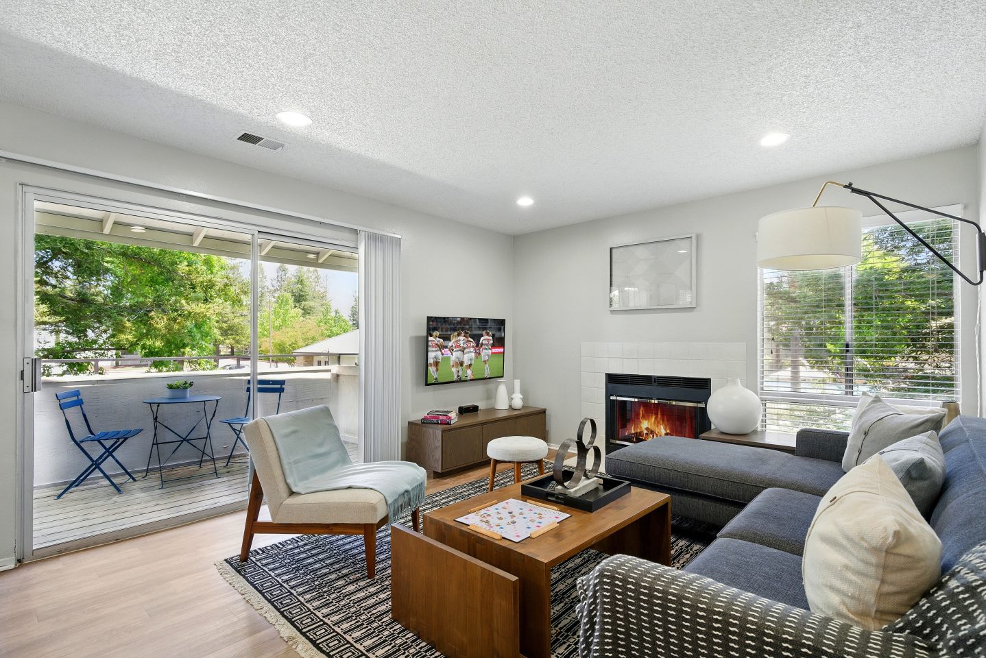 The Grove Luxury Apartments Image 28