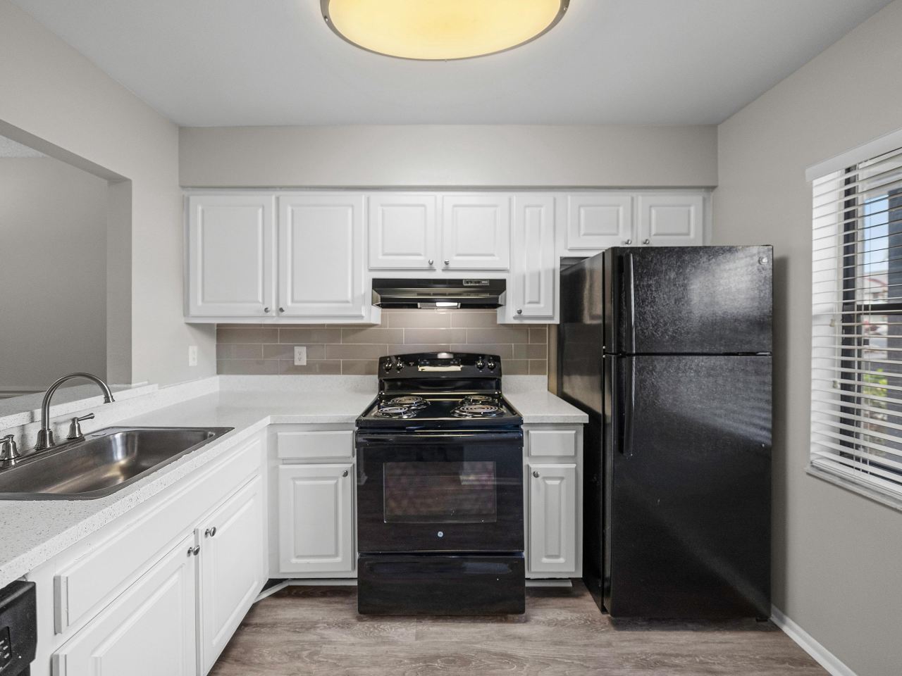 The Park at Topaz Tuscana Apartment Homes Image 1