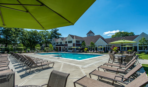 Village Green Apartments Image 16