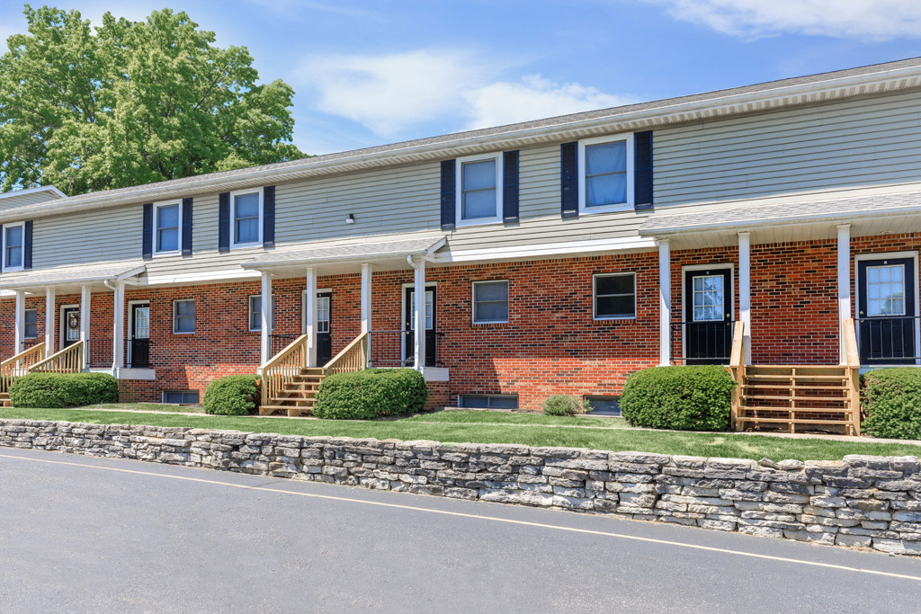 Townhouses on 10th Image 2