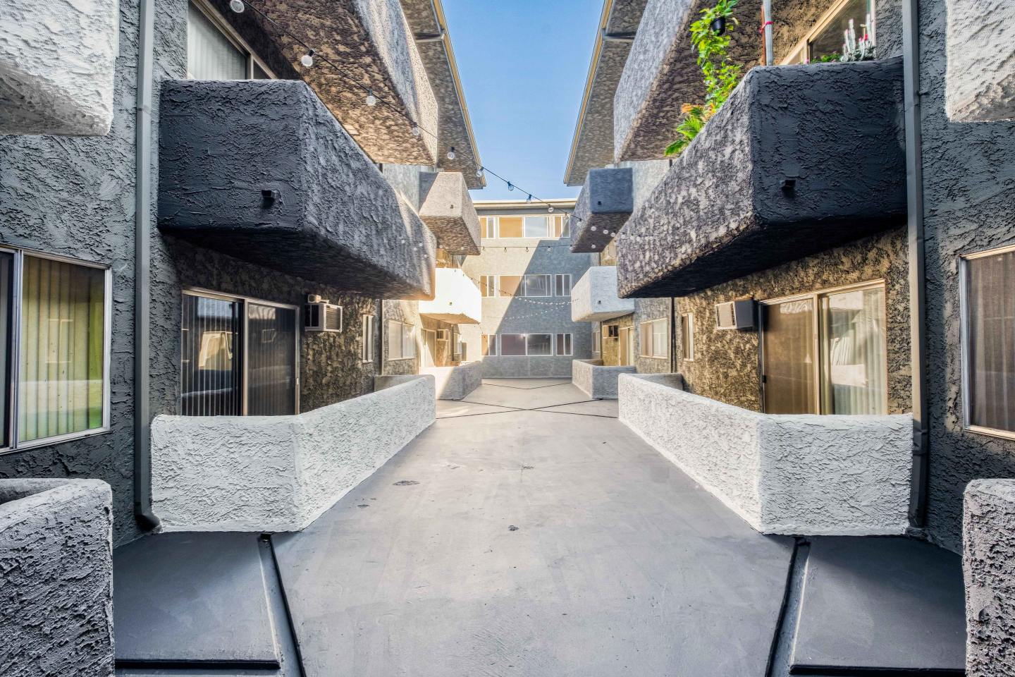 Victoria Apartments Image 5