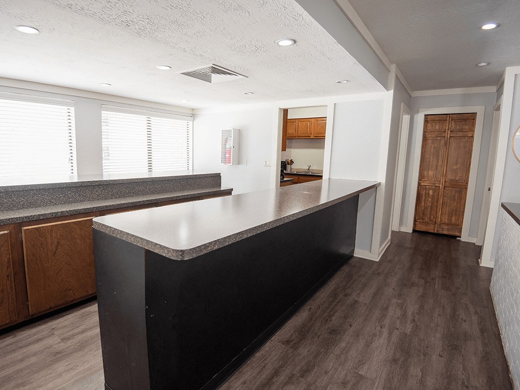 Cedarwood Village Image 25