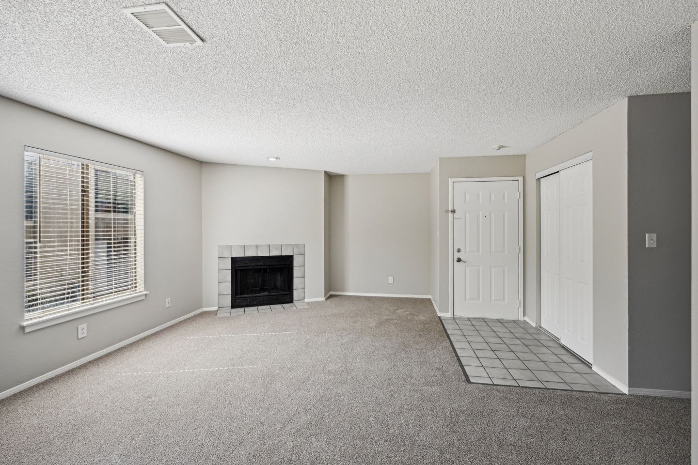 Vistas at Plum Creek Image 16