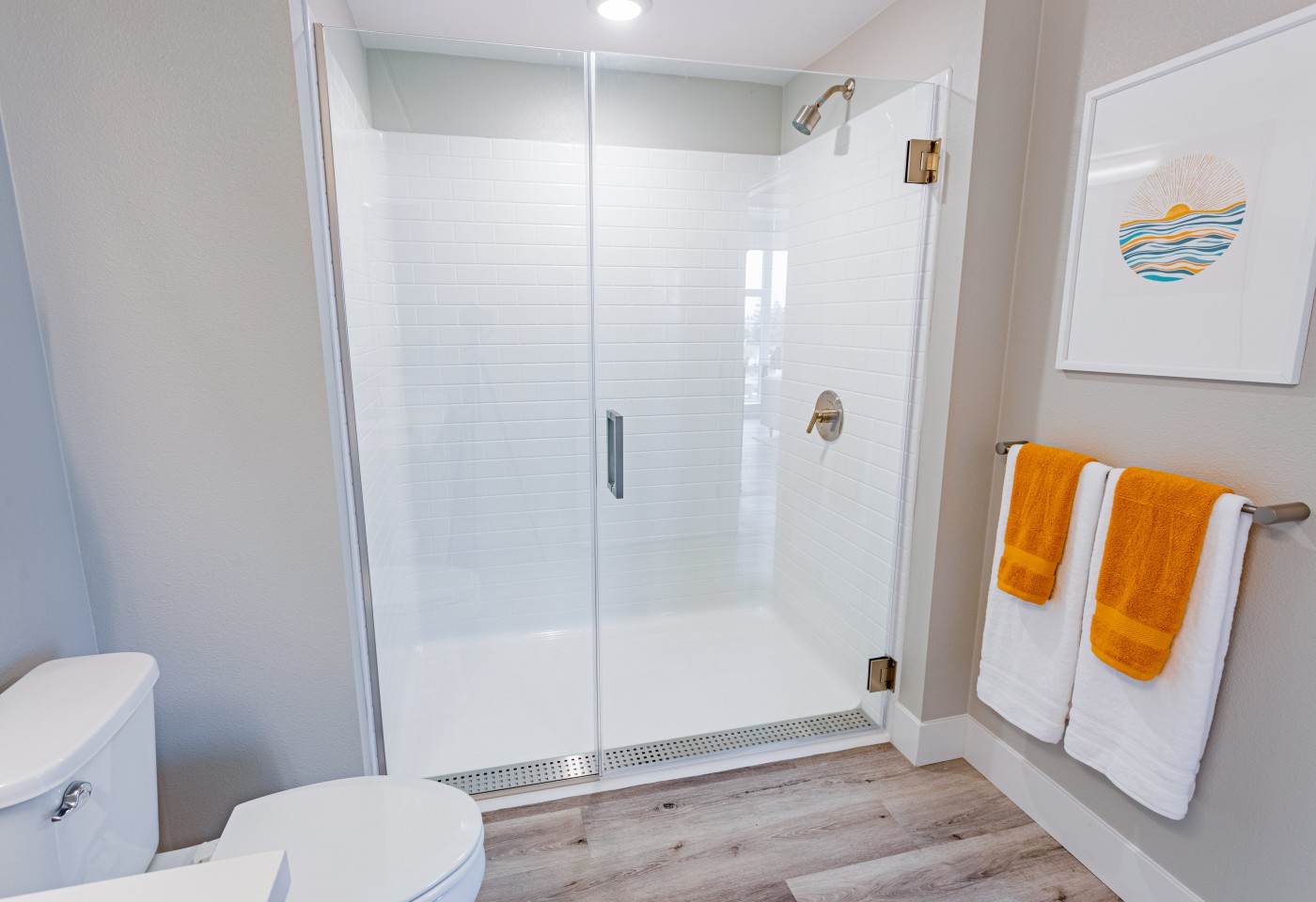 1250 Lakeside Image 1