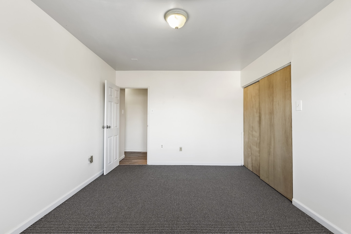 Spencer Place Apartments Image 23