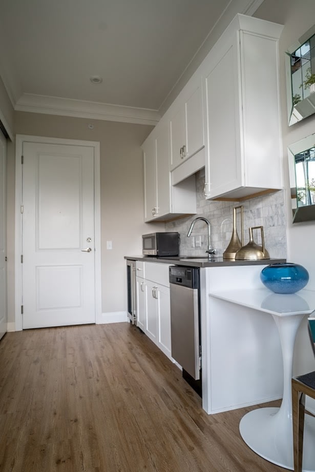 The Broadview Image 45