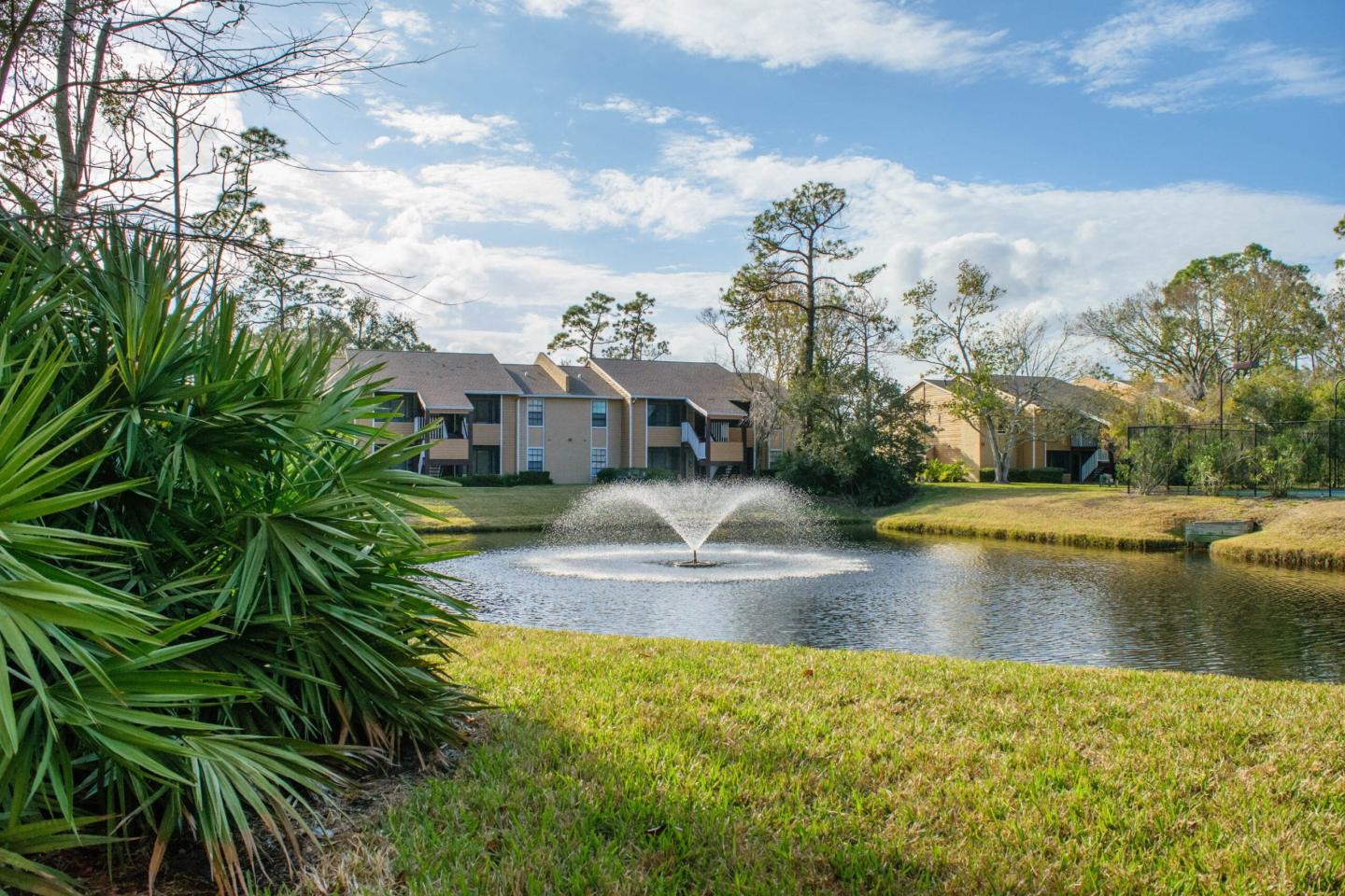 Lakeside Gardens Image 15