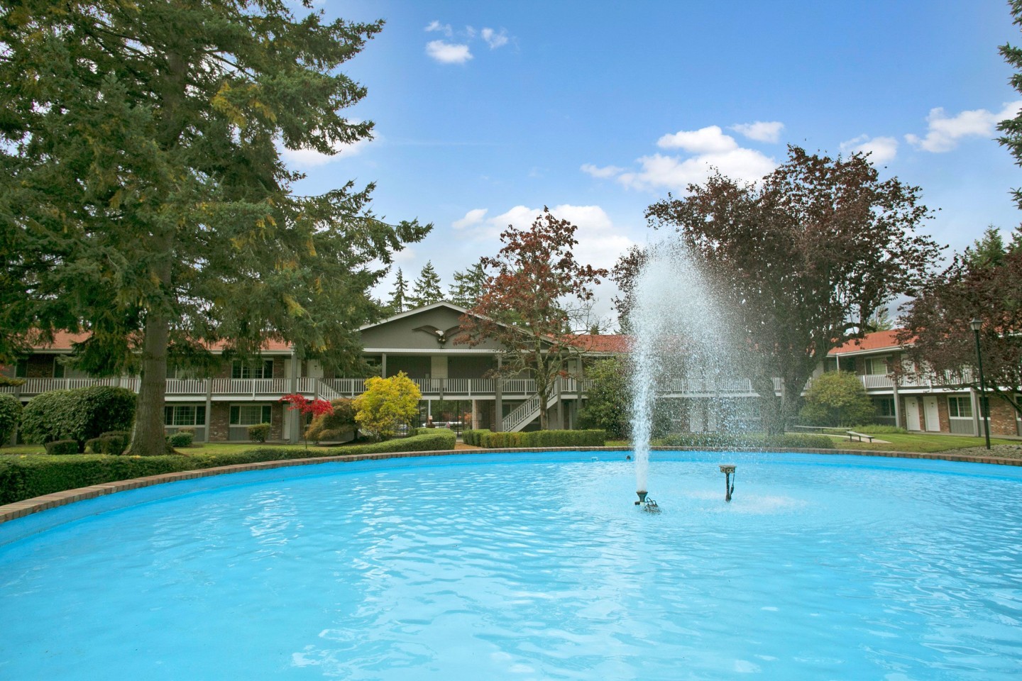 Colonial Square Image 15