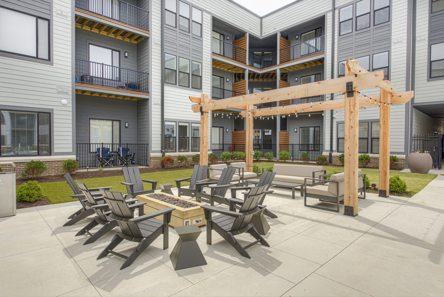 Pullman Pointe Image 42