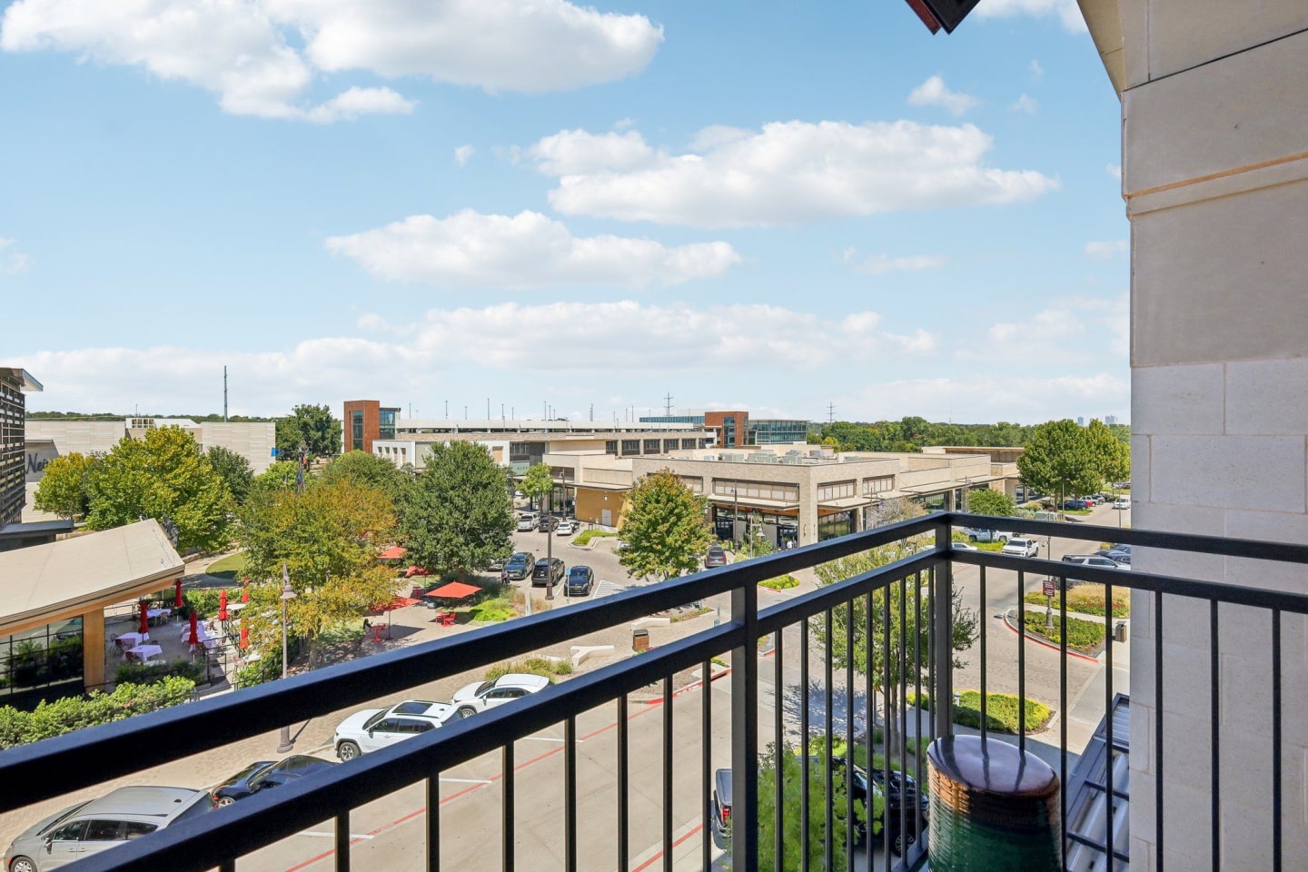 The Kelton at Clearfork Apartments Image 16