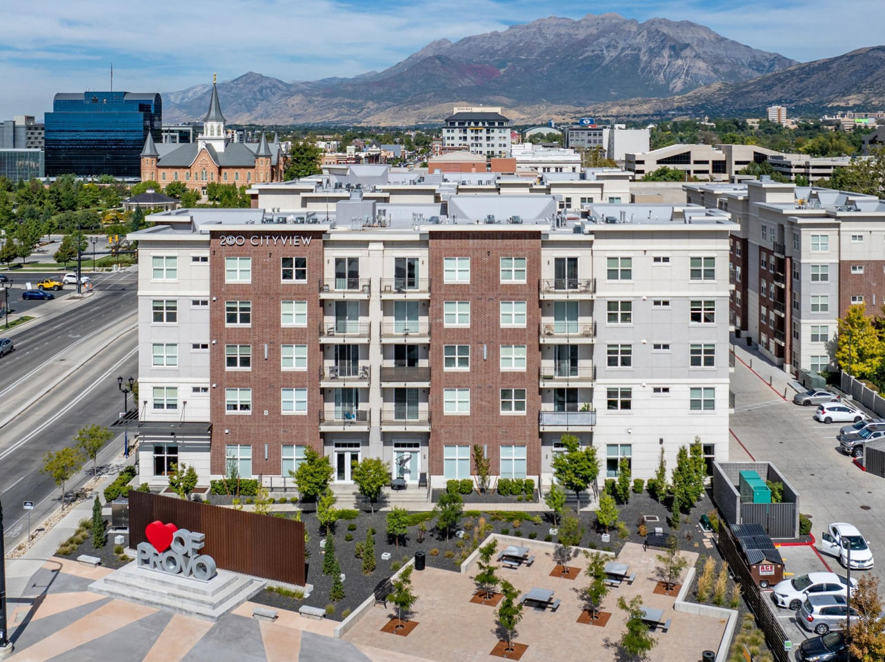 200 City View Image 4